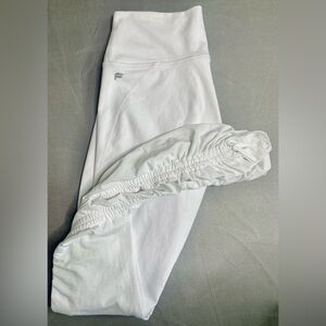 Fabletics white leggings. Never been worn. Size medium